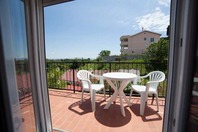Гостевой дом Guest House Aldin Улцинь-35