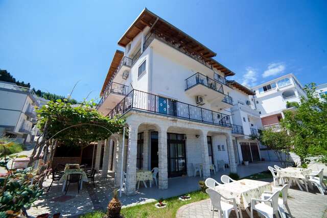 Гостевой дом Guest House Aldin Улцинь-47